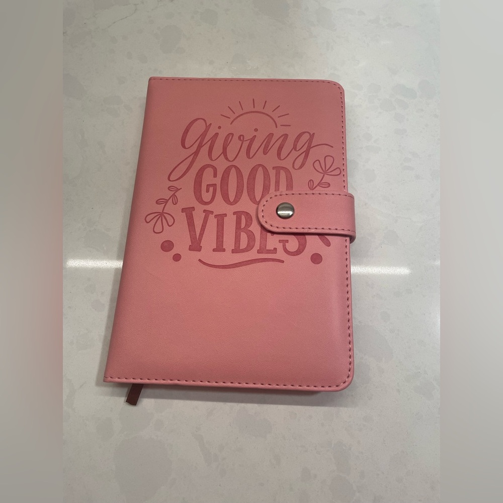 Pink FAUX LEATHER  Design Padded Leatherette Cover Magnetic‎ Clip Journal
